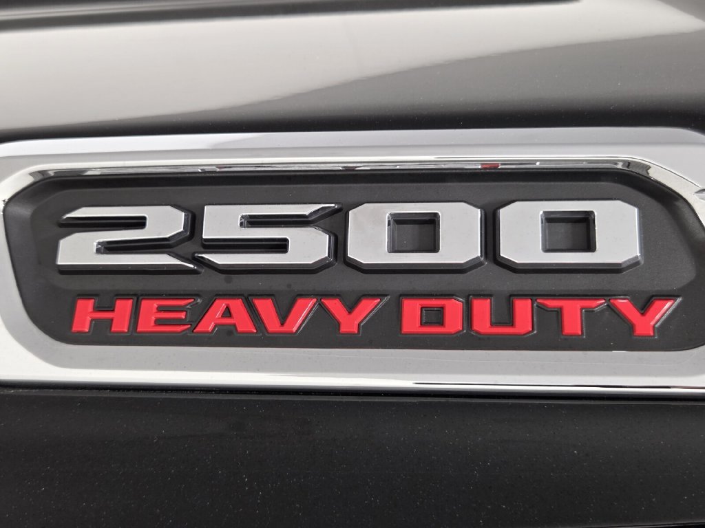Used 2026 RAM 2500 Laramie AWD/4WD image 8