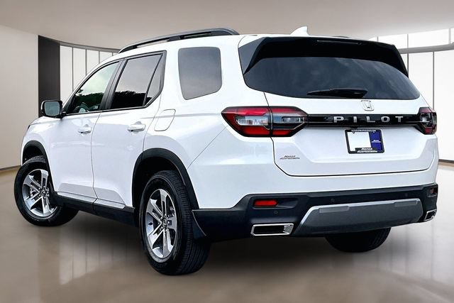 Used 2026 Honda Pilot EX-L image 4