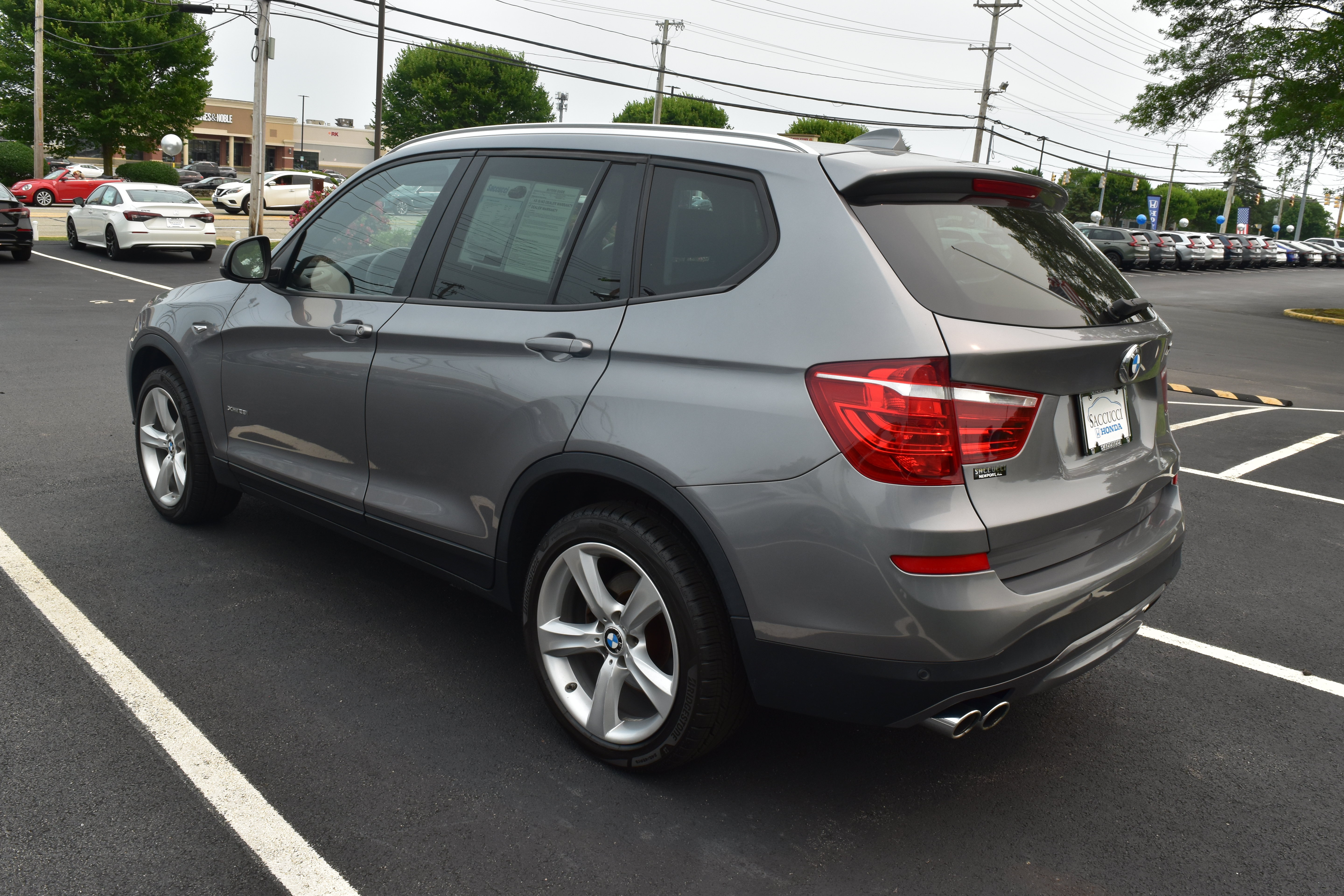 Used 2017 BMW X3 xDrive28i AWD/4WD image 4