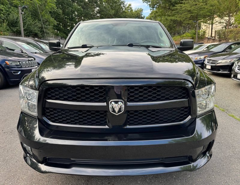 Used 2017 RAM 1500 Express AWD/4WD image 2