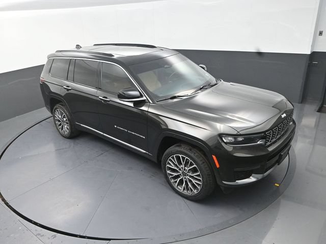 Used 2024 Jeep Grand Cherokee L Summit AWD/4WD image 12