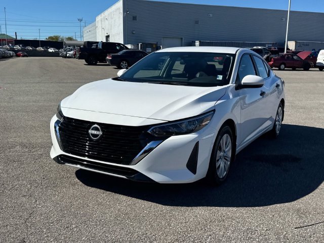 Used 2025 Nissan Sentra S FWD image 9