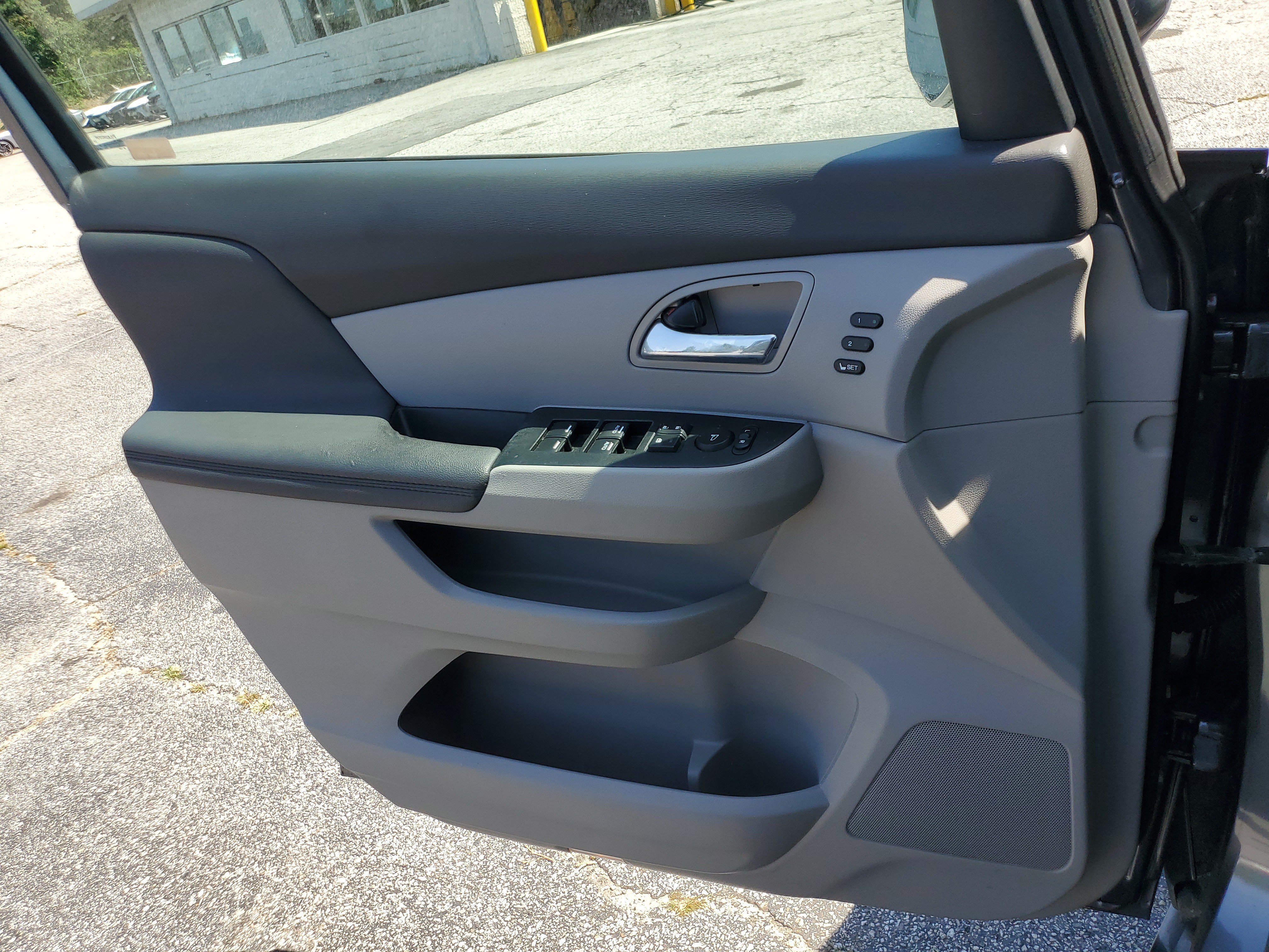 Used 2014 Honda Odyssey Touring image 29