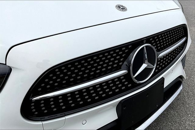 Used 2023 Mercedes-Benz E 350 Sedan image 34