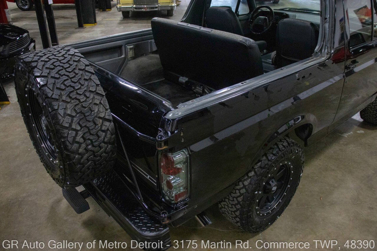 Used 1989 Ford Bronco AWD/4WD image 17