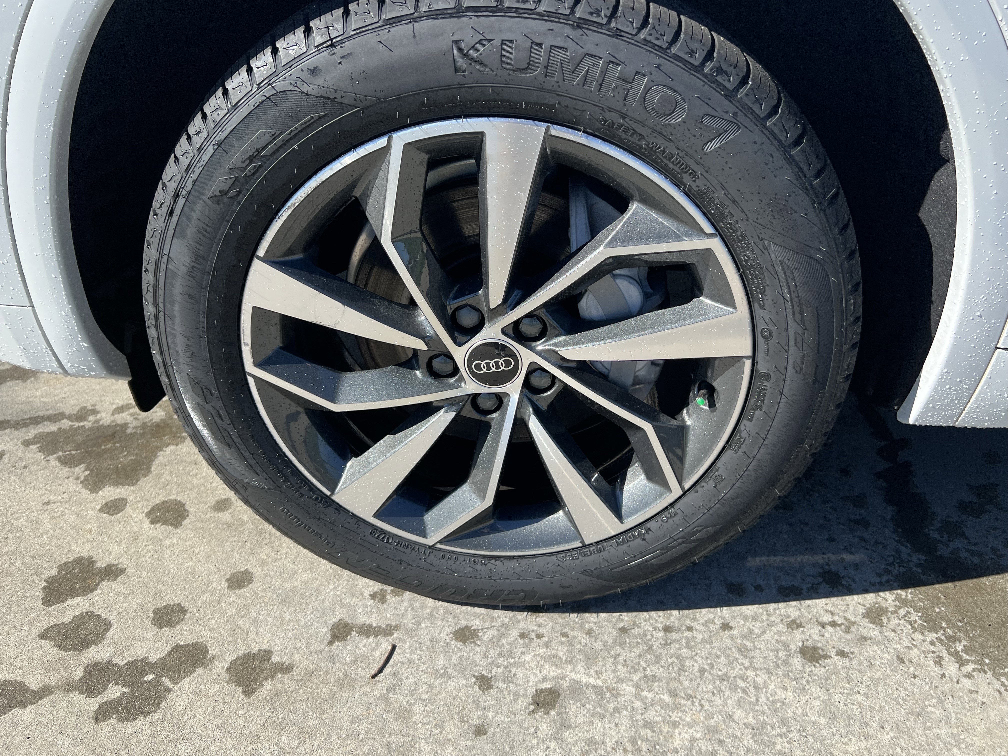 Certified 2023 Audi Q5 2.0T Premium w/ Convenience Package image 13