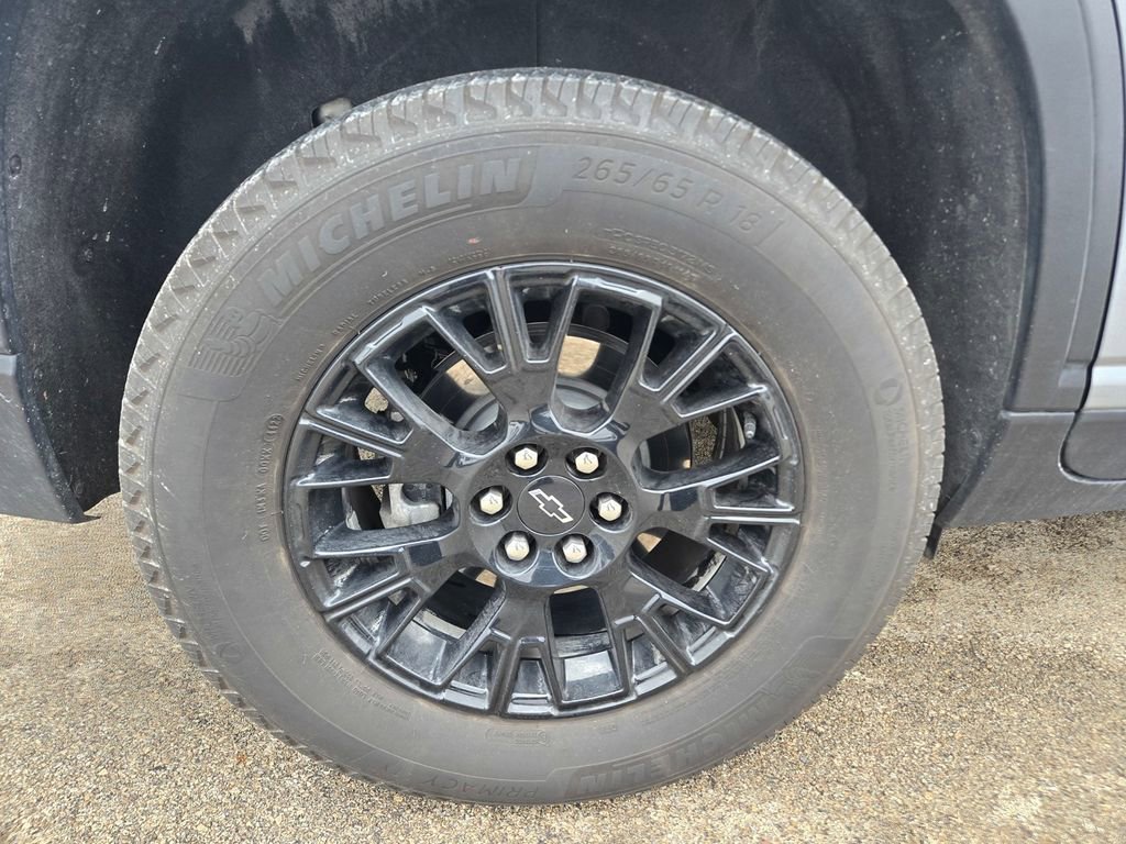 Used 2025 Chevrolet Traverse Z71 image 44