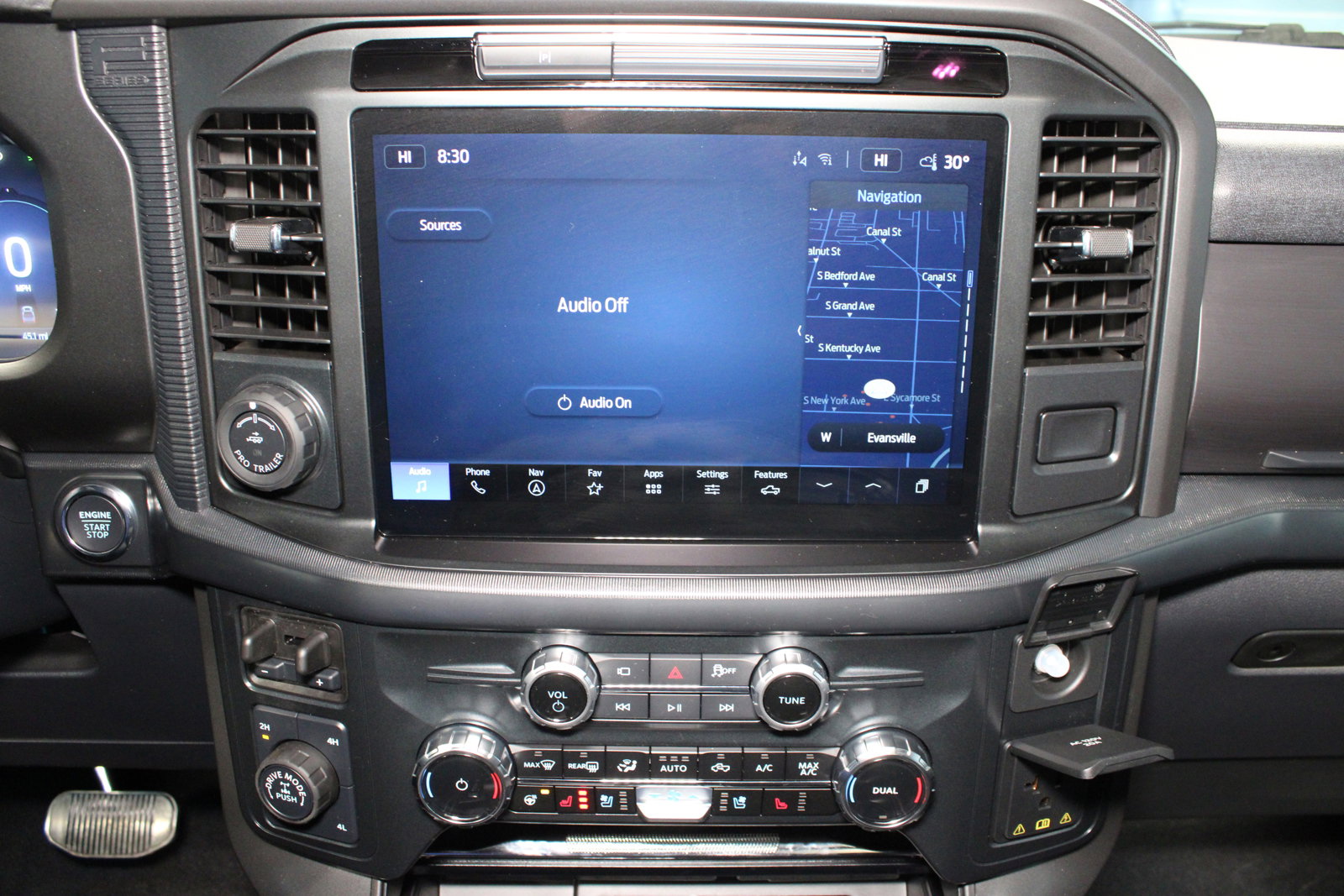 New 2025 Ford F150 Lariat w/ Equipment Group 502A High AWD/4WD image 13