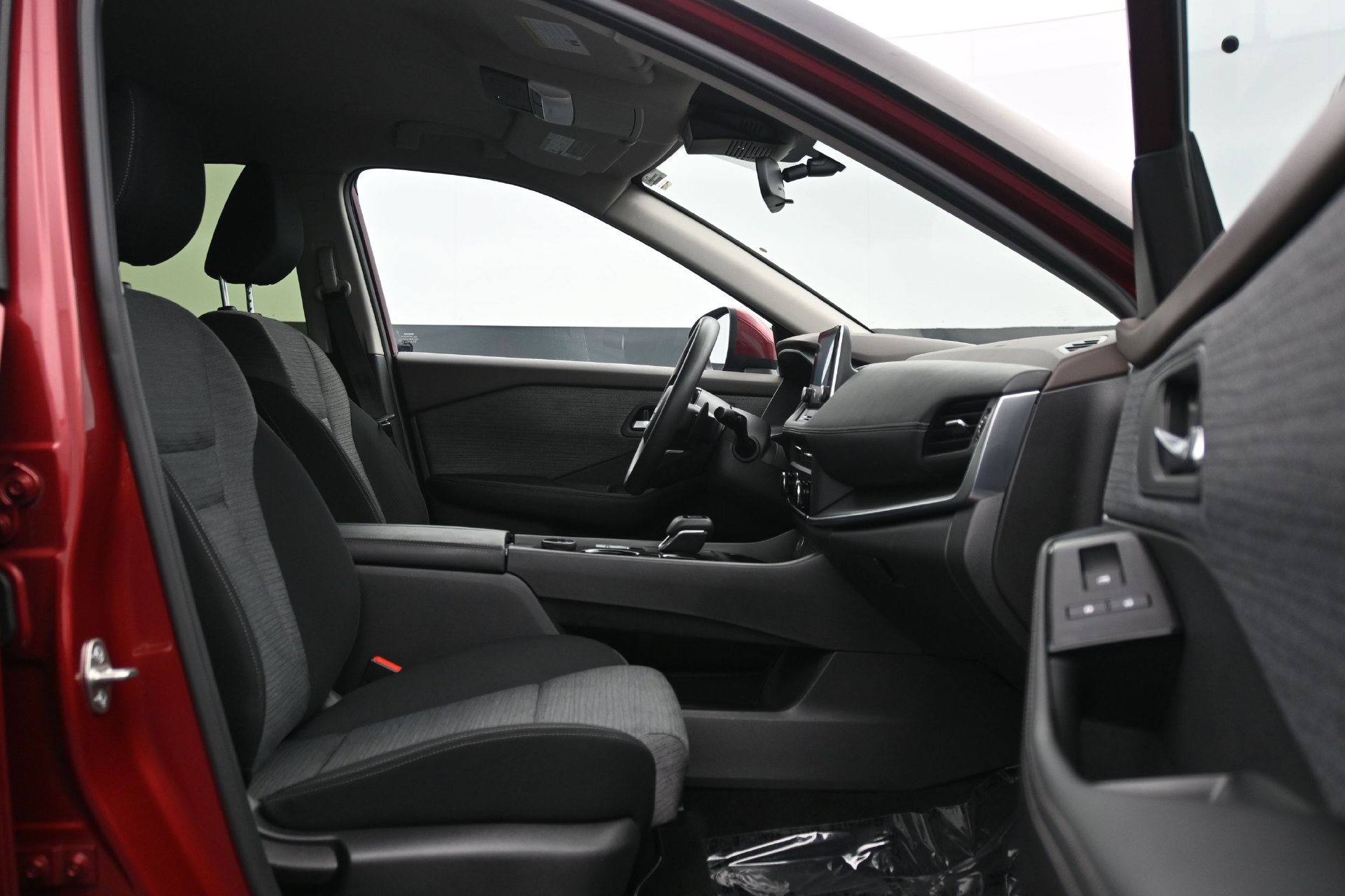 Used 2023 Nissan Rogue SV AWD/4WD image 13