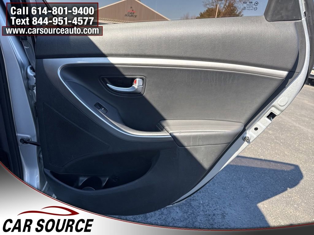 Used 2013 Hyundai Elantra GT w/ Style Pkg image 30