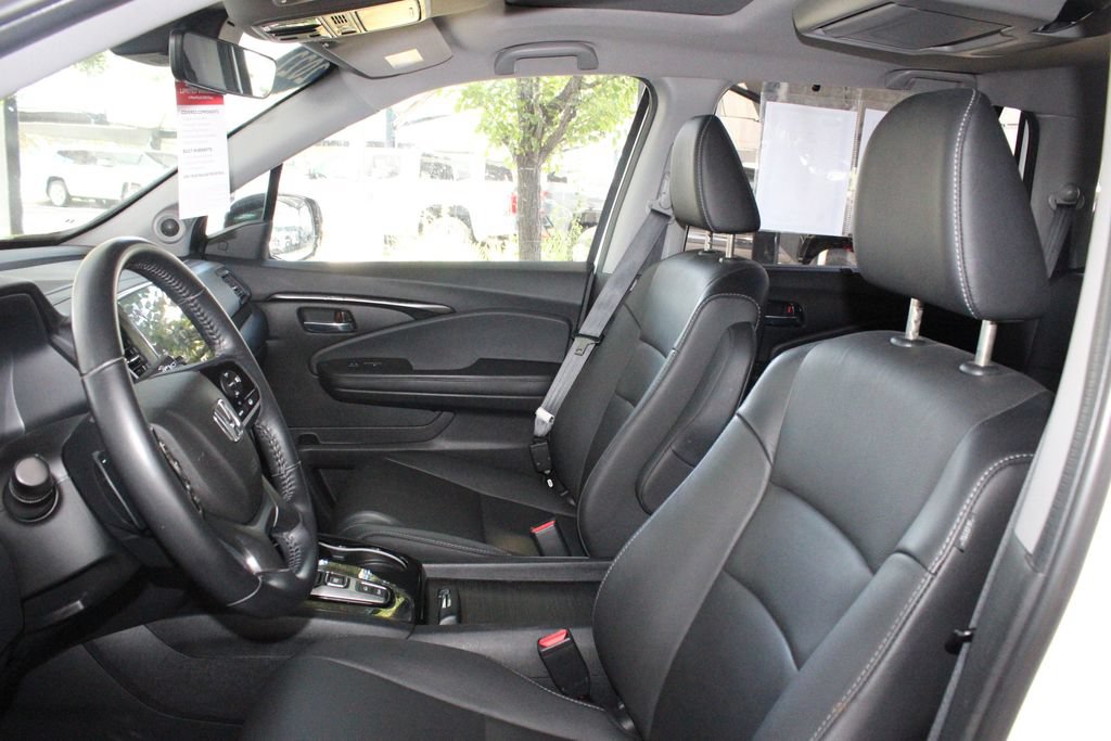Used 2022 Honda Pilot Touring image 7