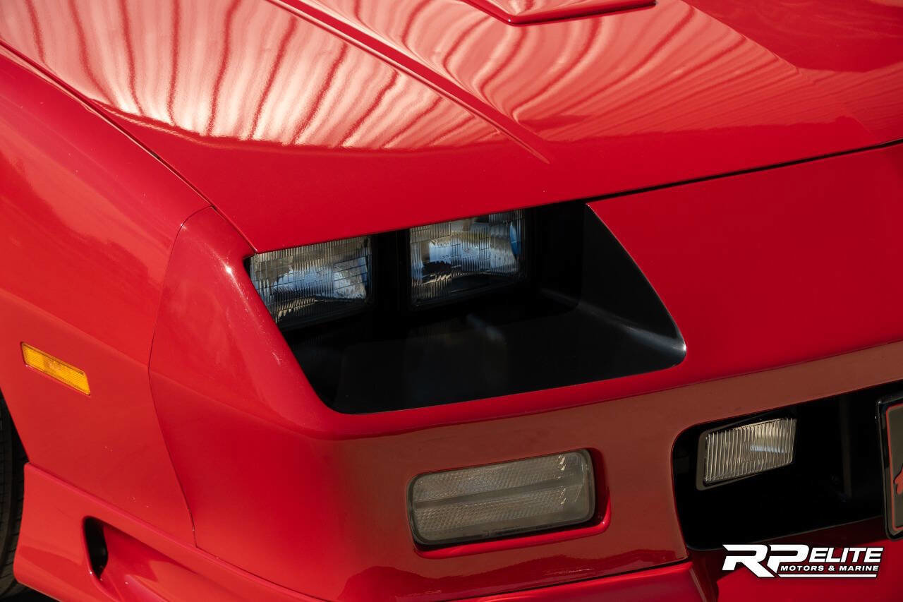 Used 1991 Chevrolet Camaro Z28 RWD image 26