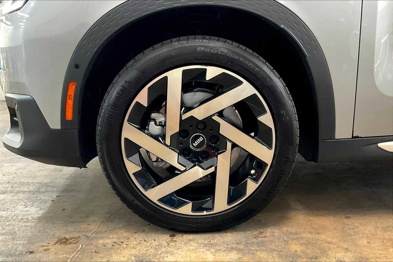 Used 2025 MINI Cooper Countryman S image 12