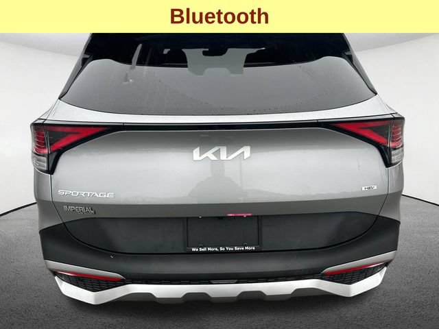 Used 2025 Kia Sportage LX AWD/4WD image 9