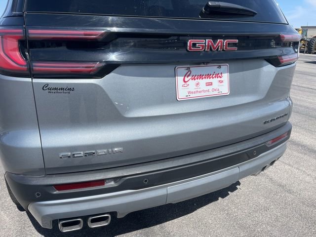 Used 2025 GMC Acadia Elevation image 13