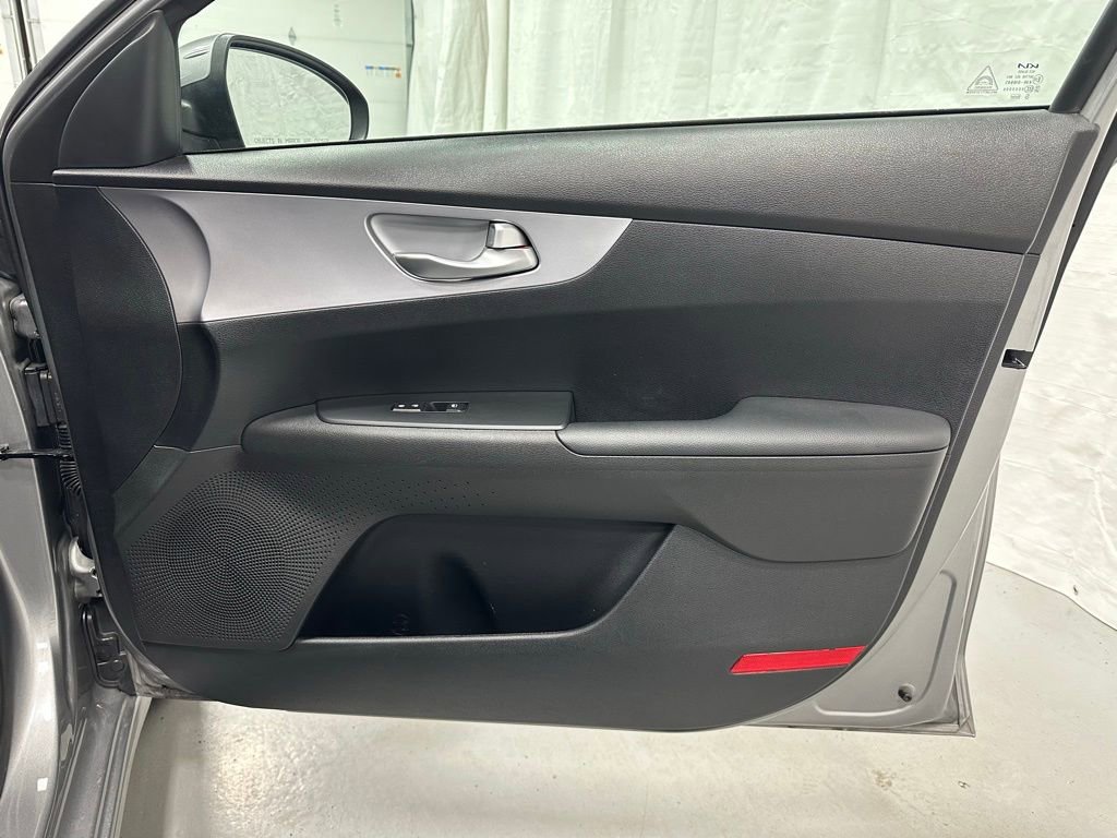 Used 2024 Kia Forte LXS image 49
