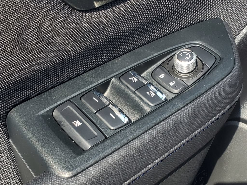 Certified 2025 Subaru Forester Premium AWD/4WD image 9
