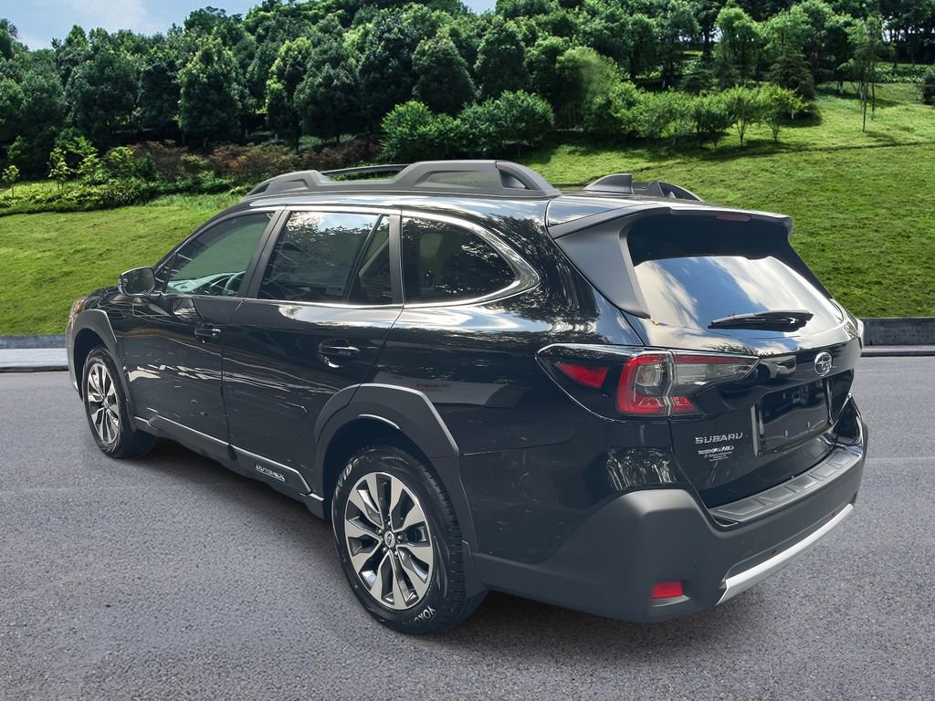 New 2025 Subaru Outback Limited w/ Popular Package #2 image 3