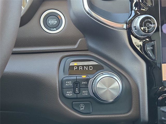 New 2026 RAM 1500 Laramie AWD/4WD image 62