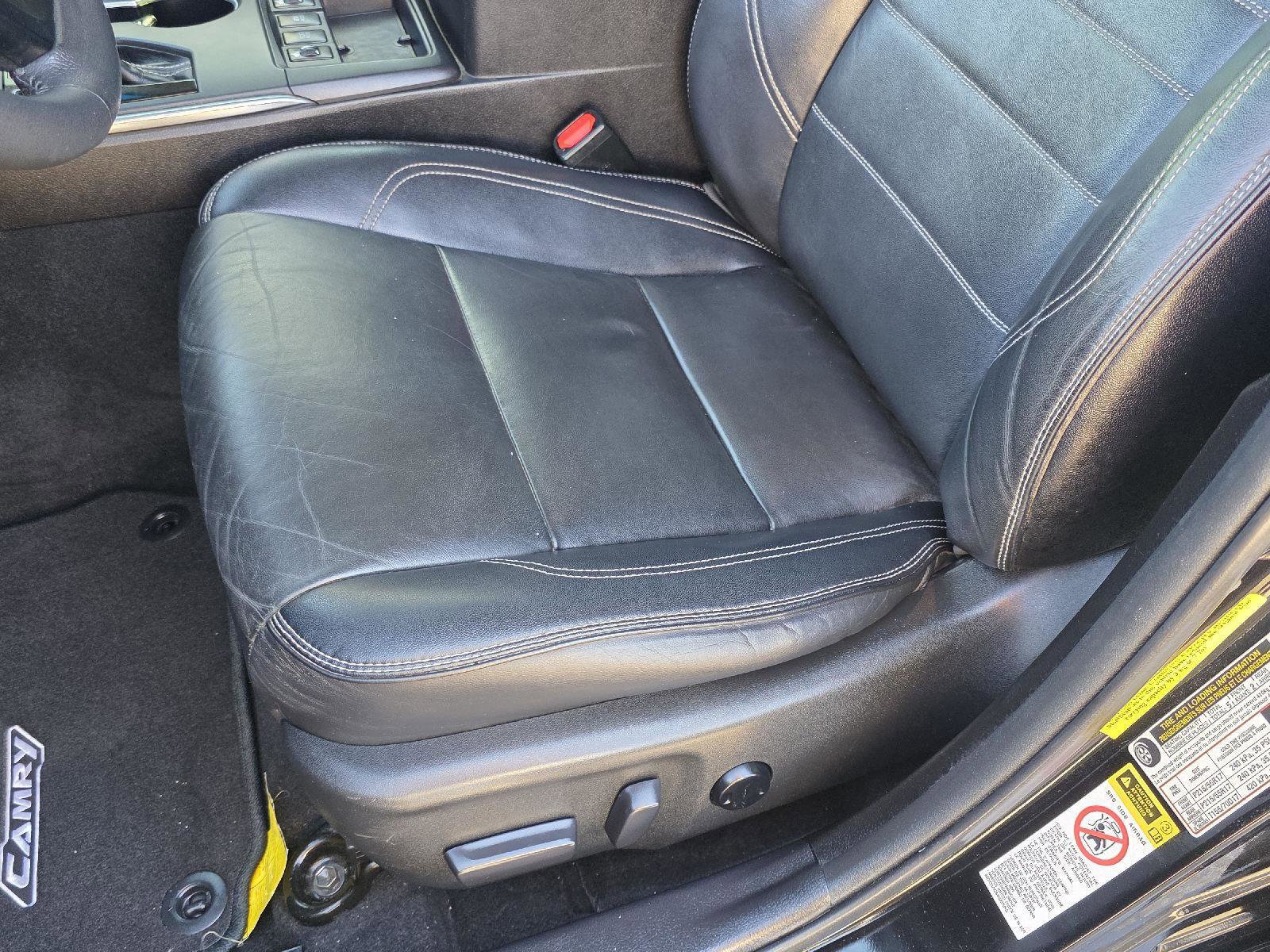 Used 2015 Toyota Camry XLE image 37