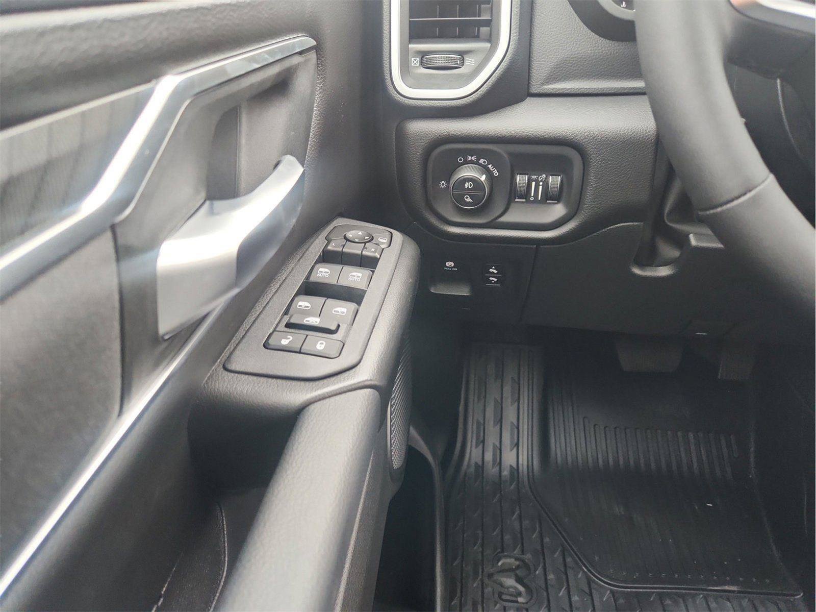 New 2026 RAM 1500 Lone Star AWD/4WD image 18