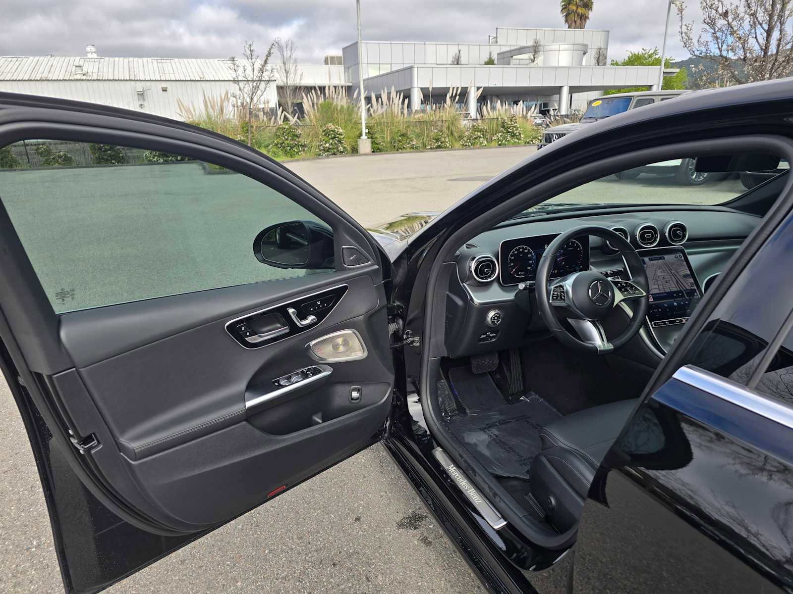 Used 2024 Mercedes-Benz C 300 4MATIC Sedan image 21