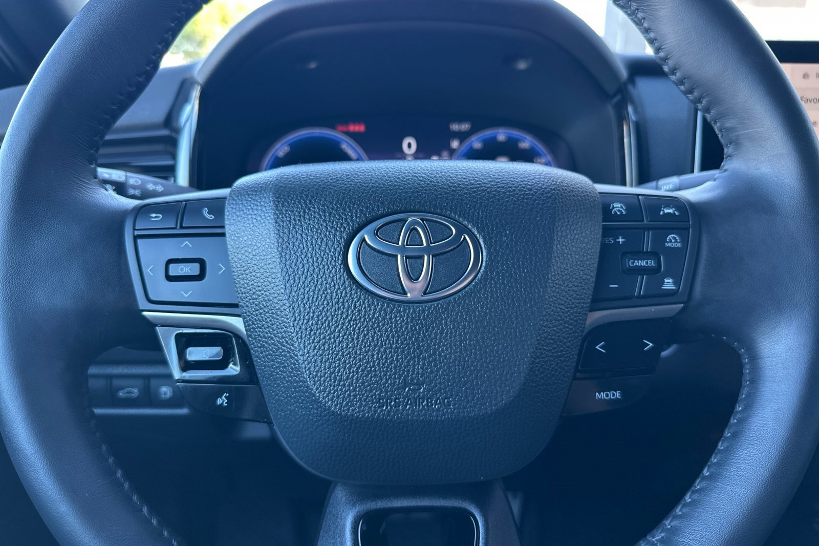 Used 2025 Toyota Camry XSE image 22