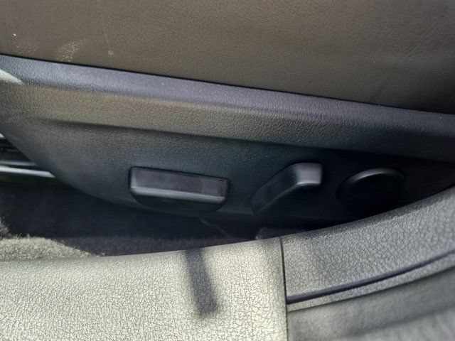 Used 2025 MAZDA MAZDA3 s FWD image 14