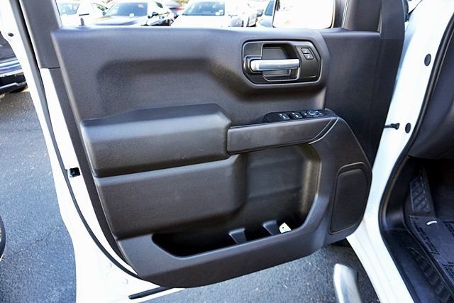 Used 2024 Chevrolet Silverado 1500 Custom Trail Boss AWD/4WD image 33