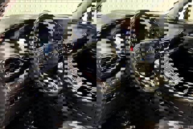 Used 2023 Hyundai Santa Fe SEL w/ Premium Package image 14