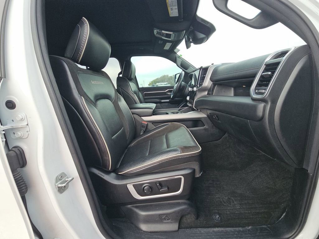 Used 2023 RAM 1500 Laramie image 19