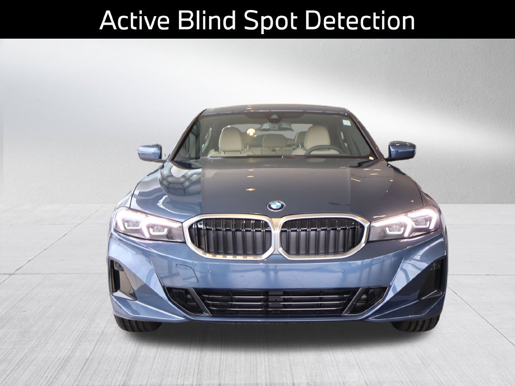 New 2026 BMW 330i xDrive Sedan w/ Premium Package AWD/4WD image 11