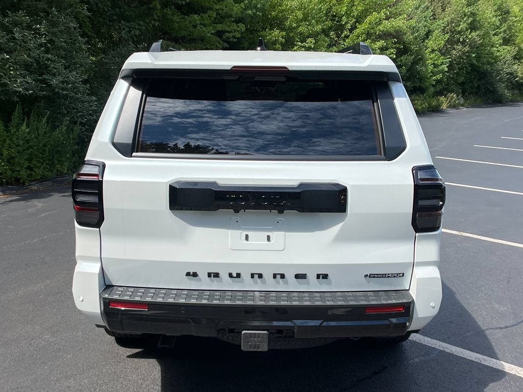 New 2026 Toyota 4Runner Platinum AWD/4WD image 4