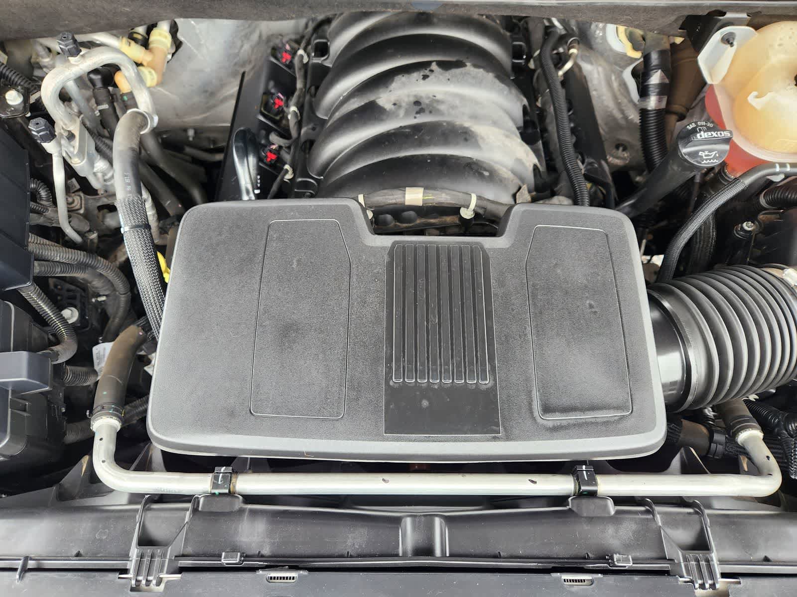 Used 2022 Chevrolet Tahoe Z71 w/ Luxury Package image 32