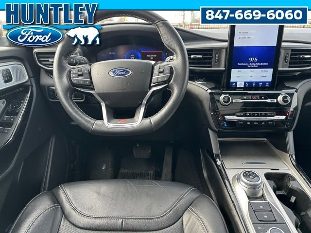Used 2023 Ford Explorer ST w/ Technology Package image 18