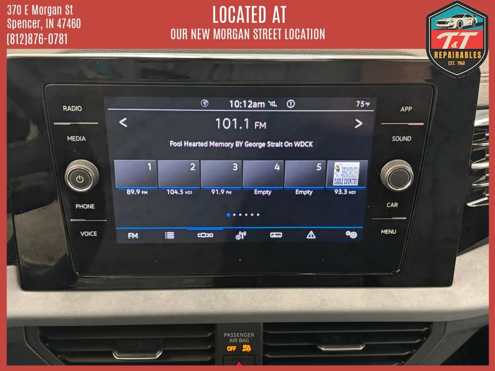 Used 2025 Volkswagen Jetta SE FWD image 22
