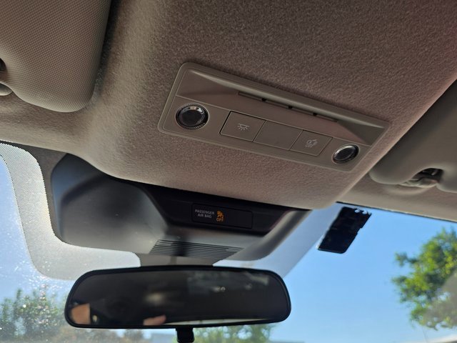 Used 2025 Nissan Kicks SV w/ Illumination Package image 38