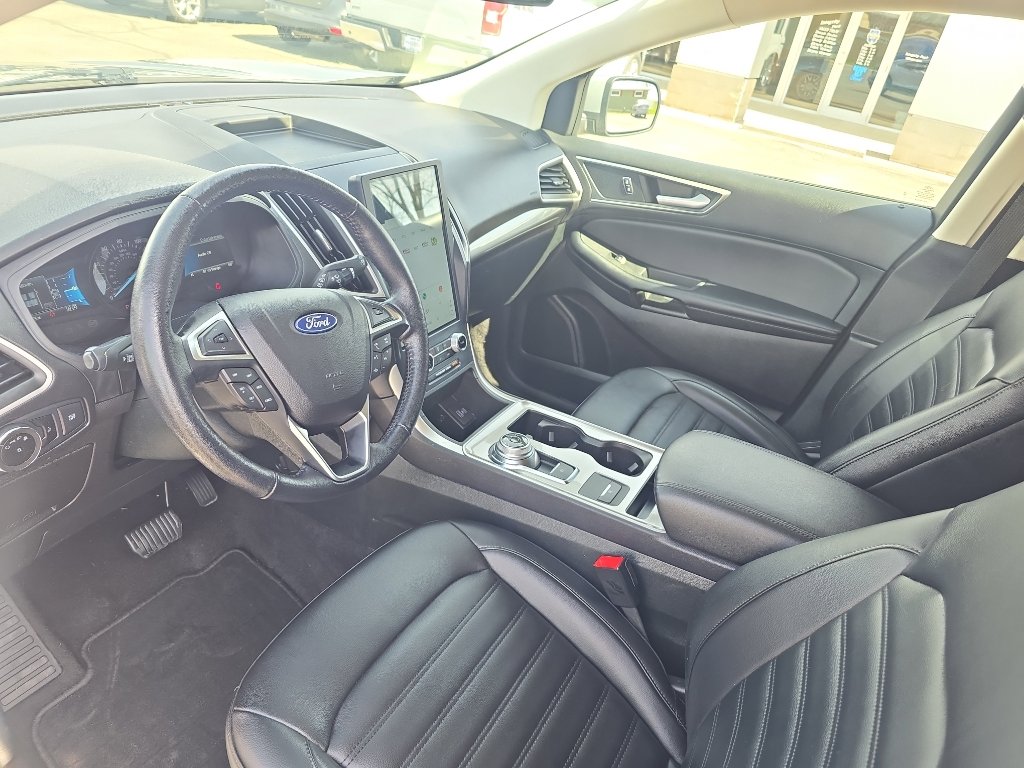 Used 2023 Ford Edge SEL AWD/4WD image 12