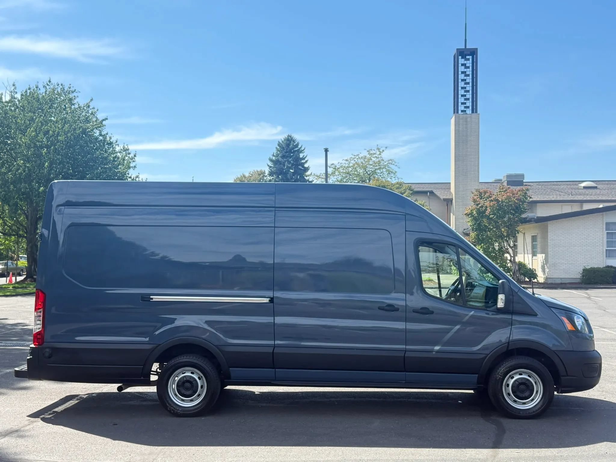 Used 2020 Ford Transit 250 148 High Roof Extended RWD image 7