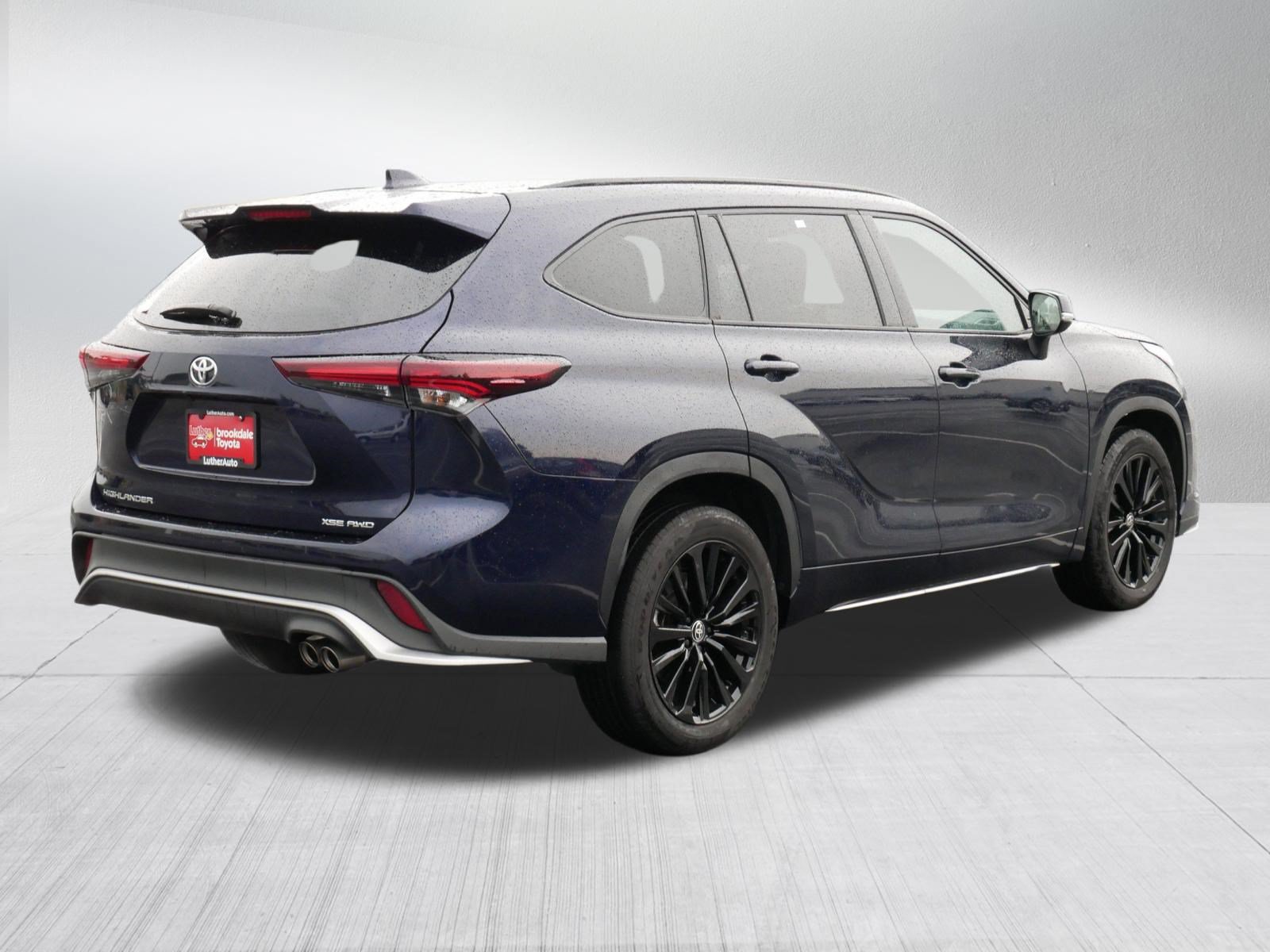 Certified 2025 Toyota Highlander XSE AWD/4WD image 7