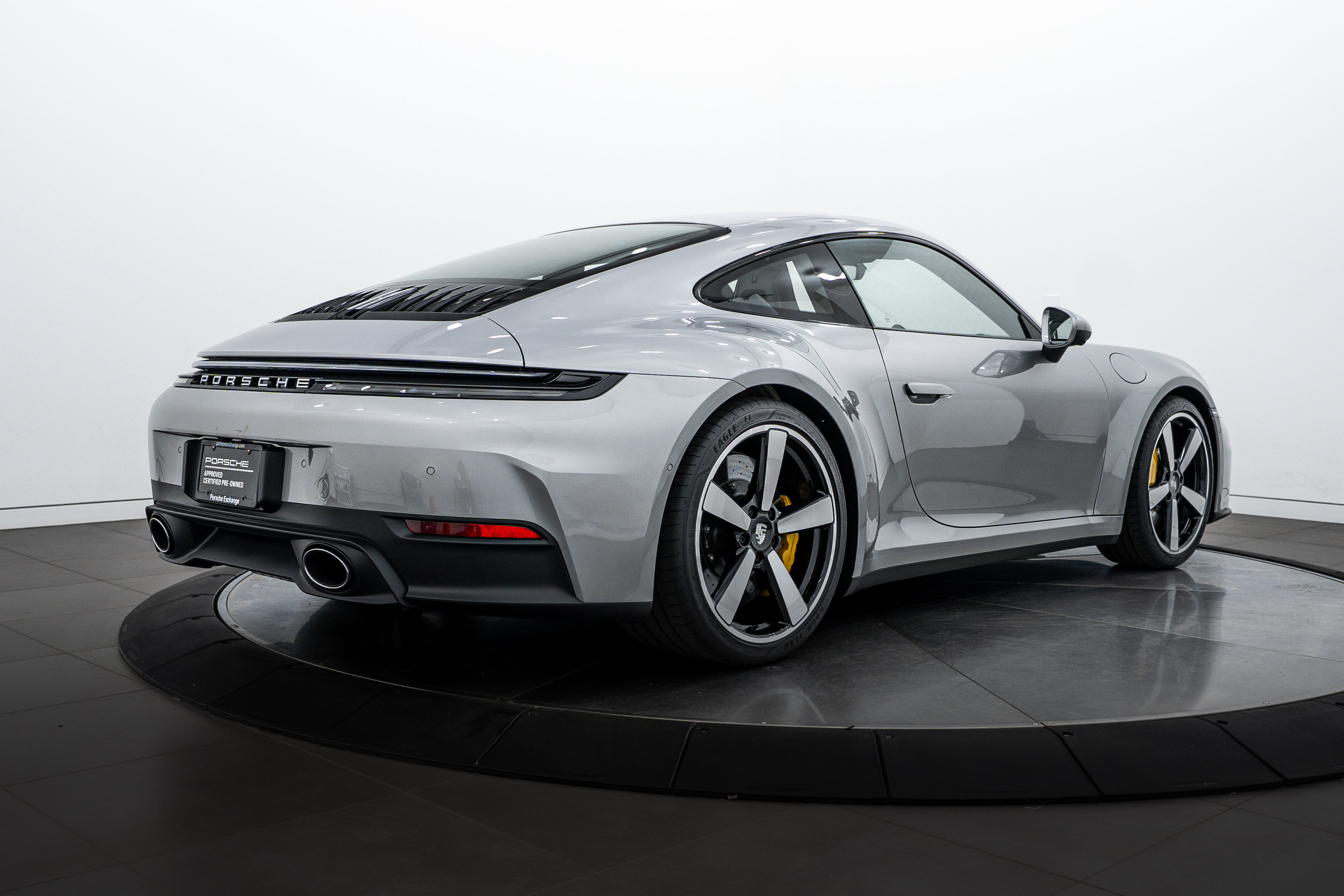 Certified 2025 Porsche 911 Carrera S image 7