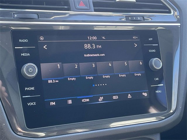 Used 2022 Volkswagen Tiguan SE image 26