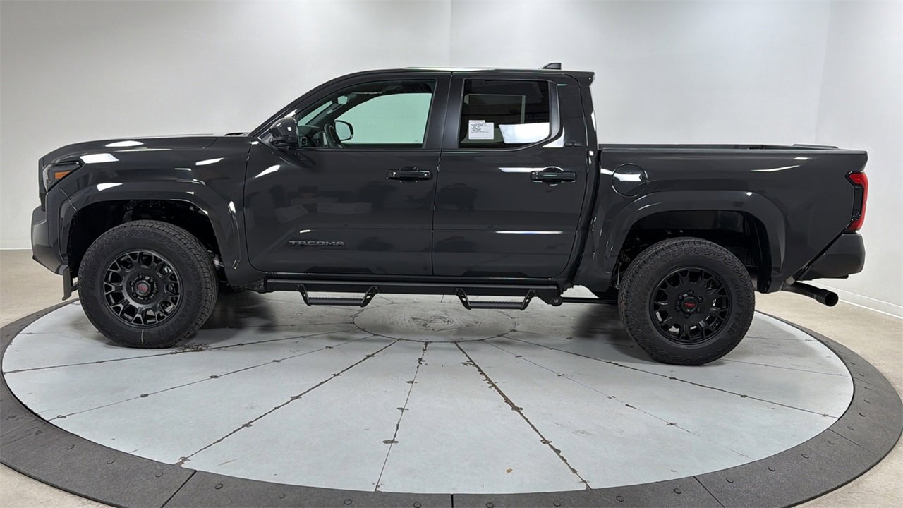 New 2026 Toyota Tacoma SR5 image 8