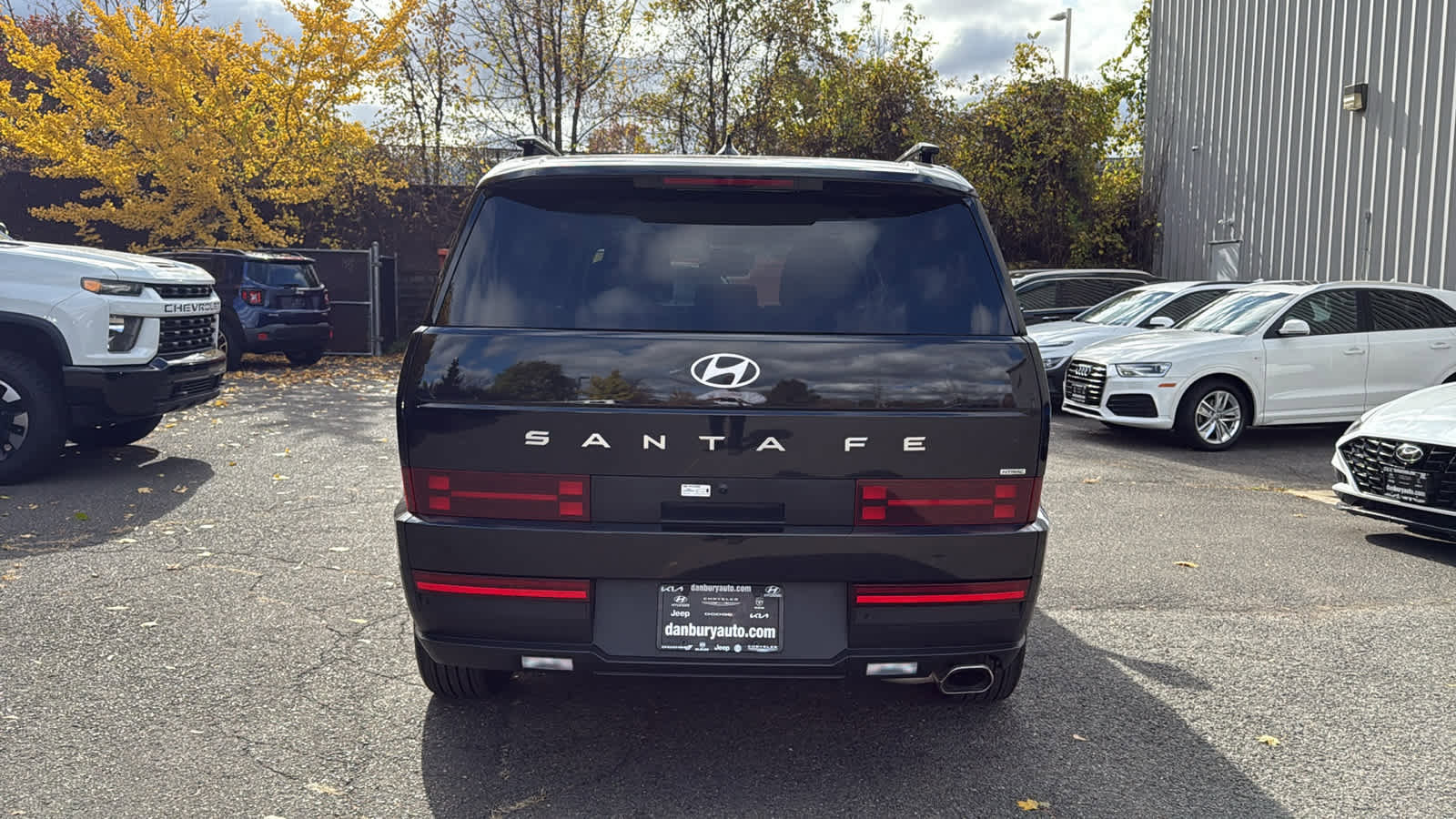 Used 2025 Hyundai Santa Fe SEL image 4