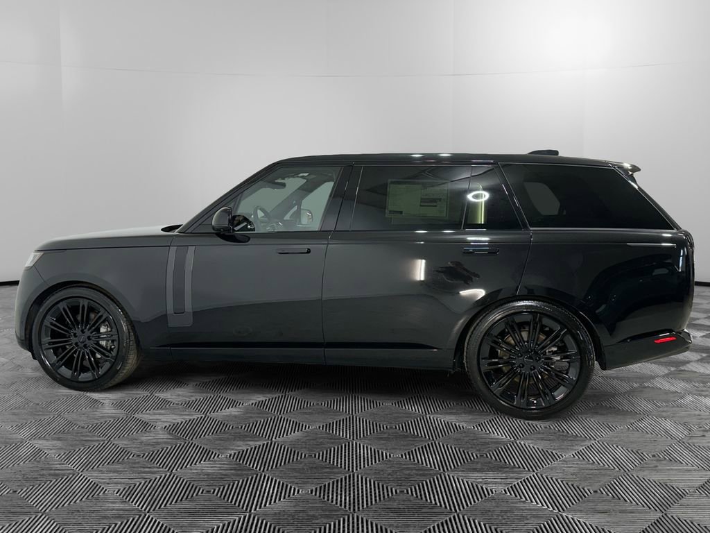 New 2026 Land Rover Range Rover Long Wheelbase SE image 2