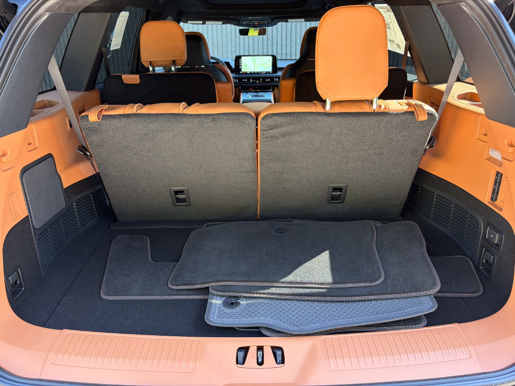 New 2027 Lincoln Aviator Black Label AWD/4WD image 25