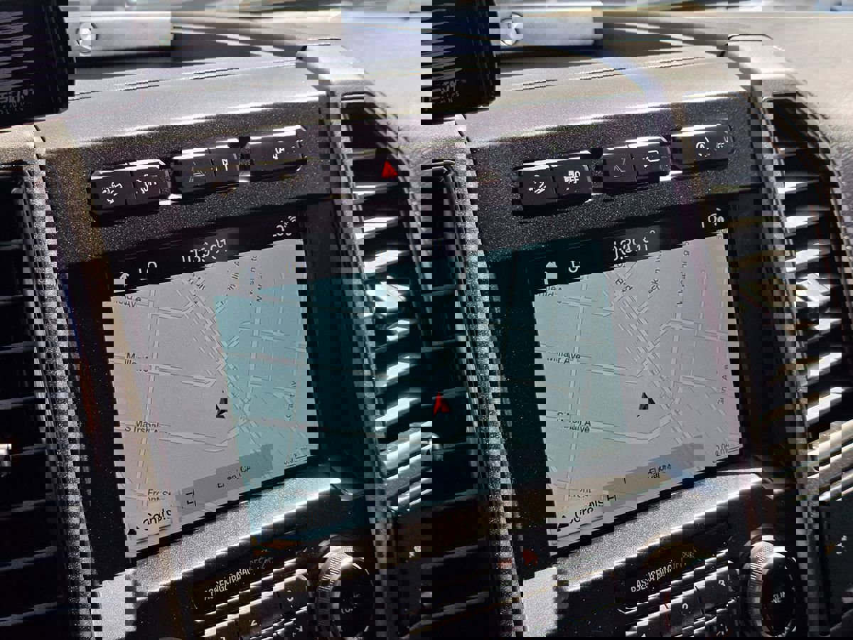 Used 2018 Ford F150 Raptor w/ Equipment Group 802A Luxury image 34