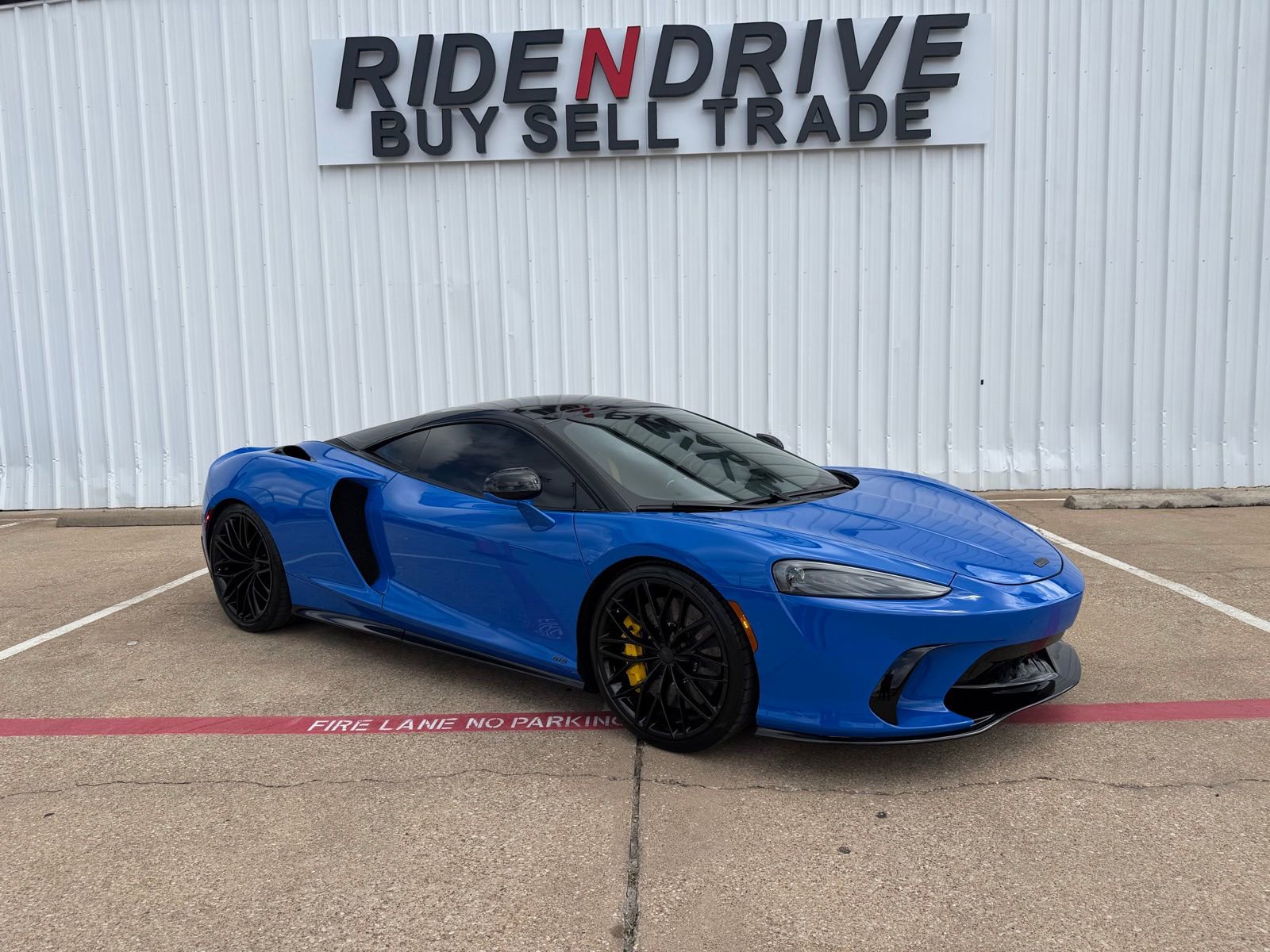 Used 2026 McLaren GTS RWD image 9