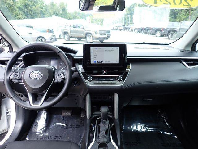 Certified 2024 Toyota Corolla Cross LE w/ Moonroof Package AWD/4WD image 19