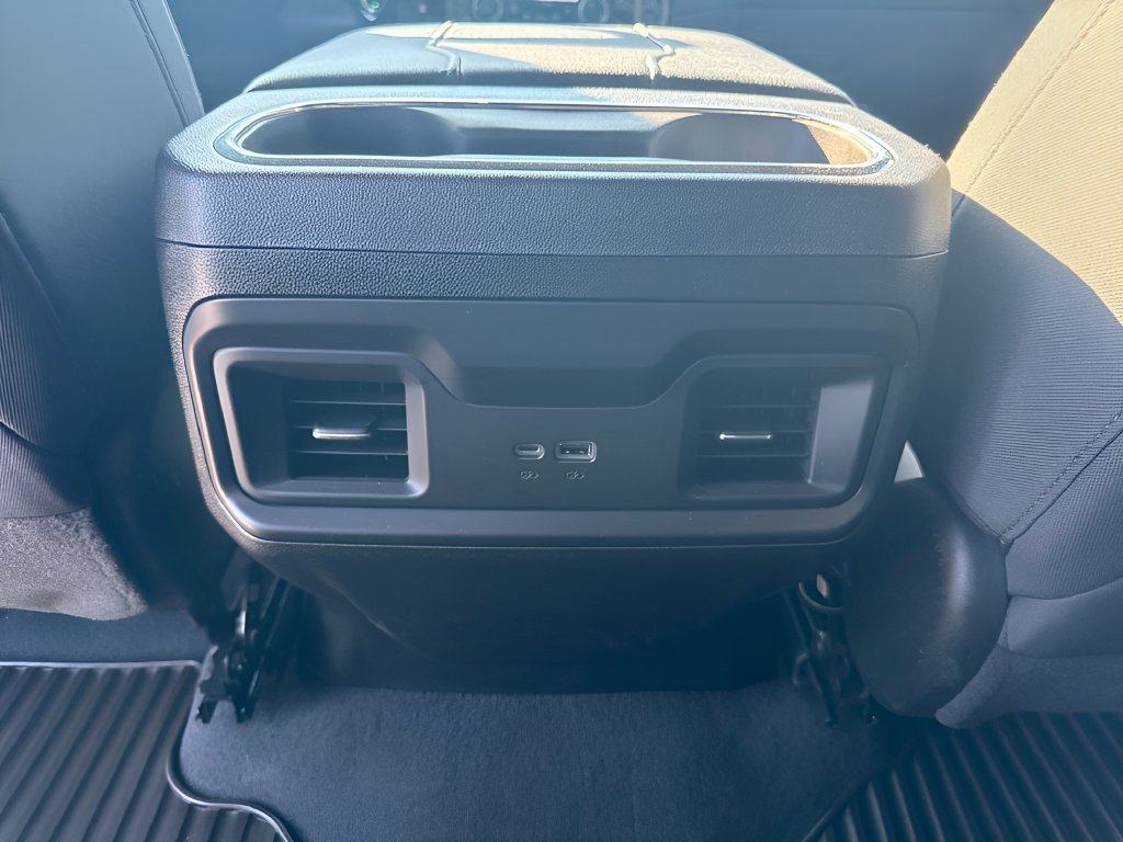 Used 2024 Chevrolet Silverado 1500 LT AWD/4WD image 35